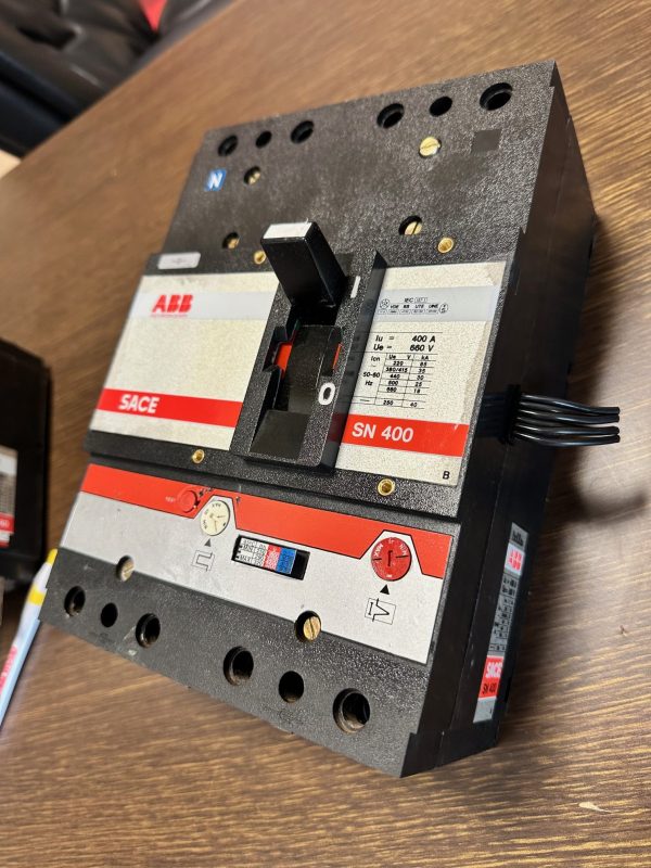 Interruptor Magnetotérmico marca ABB modelo SN 400 - Image 3
