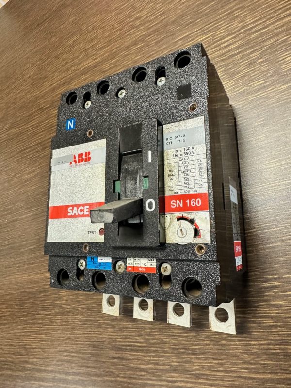 Interruptor Magnetotérmico marca ABB modelo SN 160 - Image 3