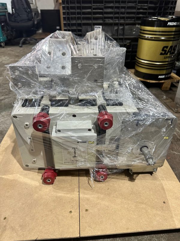 TERASAKI transfer swich 4P 1.350A - Image 7